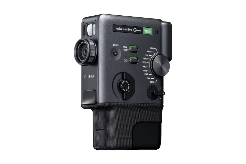 Fujifilm instax mini Evo Cinema body, manufacturer press photograph