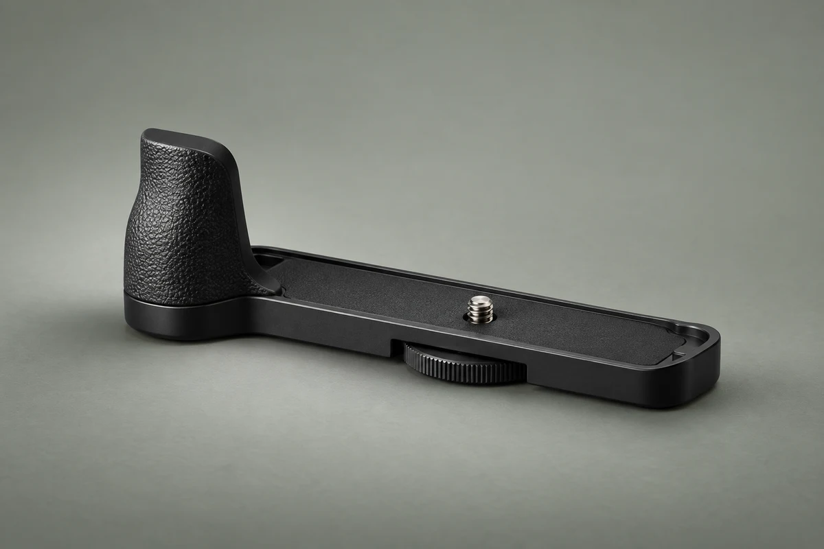 AI-generated conceptual illustration for Canon EG-E2 Extension Grip; approximate appearance, not a product photograph