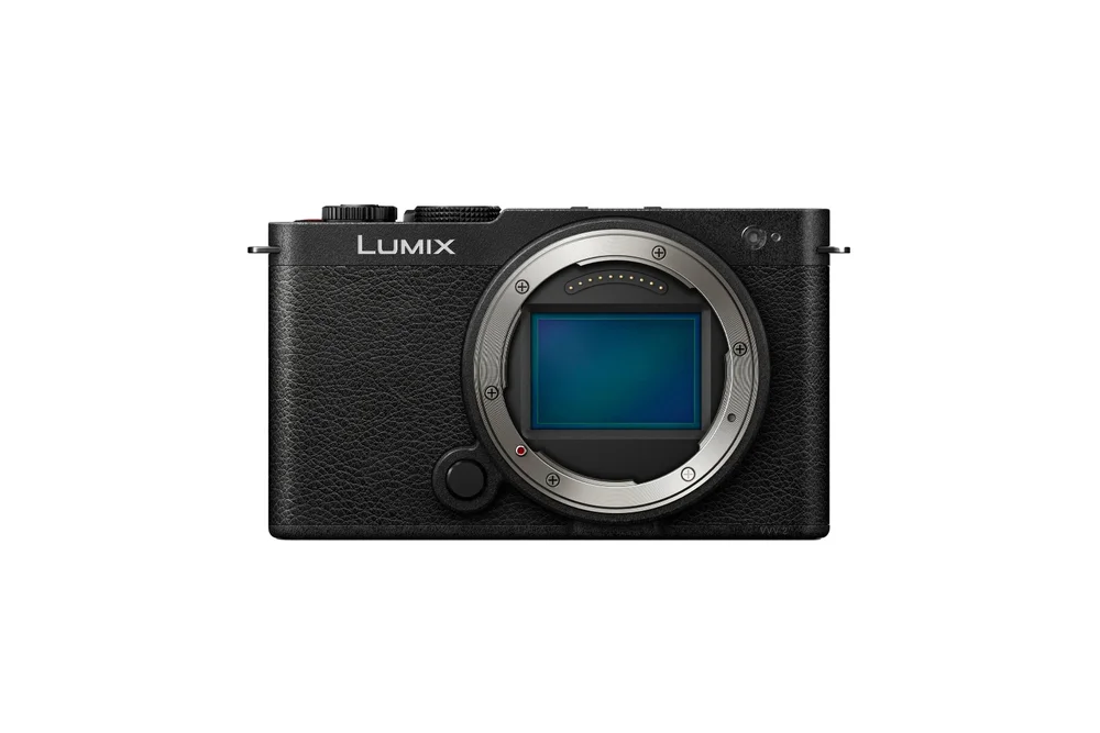 Official Panasonic photograph of LUMIX S9 Body, DC-S9BODYK9